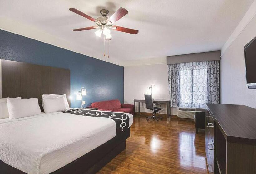 Номер Стандарт Кровать Кинг Адаптированный для Инвалидов, La Quinta Inn & Suite Kingwood Houston Iah Airport 53200