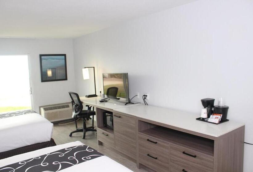 חדר סטנדרט נוף לים, La Quinta By Wyndham Oceanfront Daytona Beach
