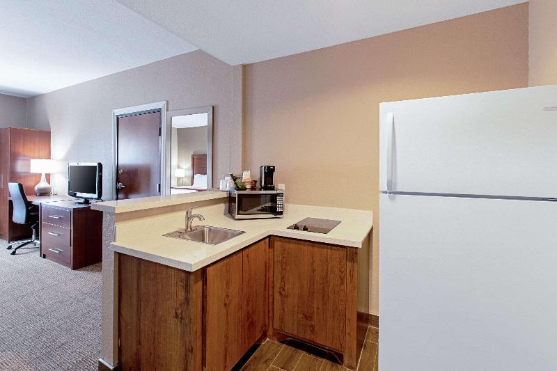 חדר סטנדרט נוף לעיר, La Quinta By Wyndham Oceanfront Daytona Beach