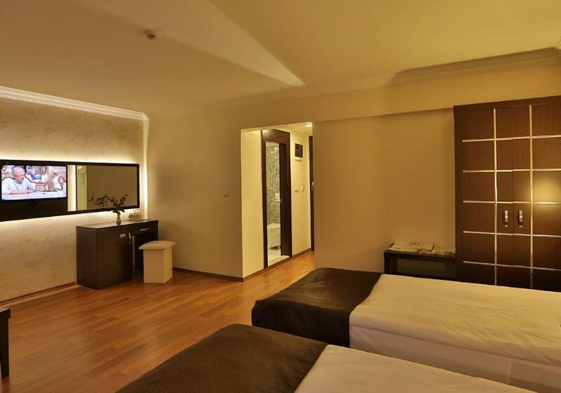 Standardzimmer Queensize Bett, Marriott Indianapolis North