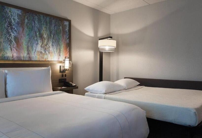 스탠다드 룸 킹사이즈 침대, Marriott Savannah Riverfront