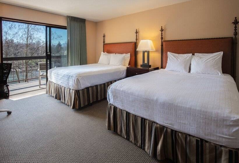 Номер Стандарт 2 Двуспальные Кровати, Riverside Inn
