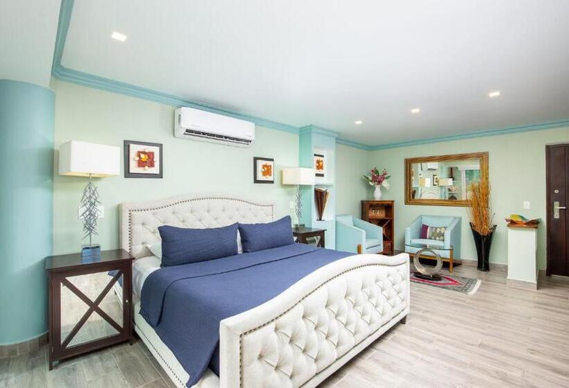Sviitti Uima-allas, South Shore Villa Armonia Luxury Boutique