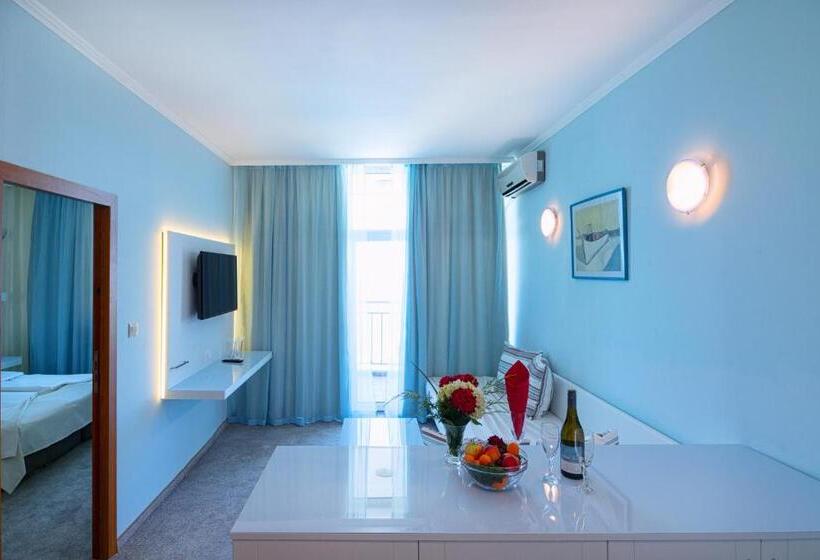 Семейный Номер, Perla Beach Club   All Inclusive