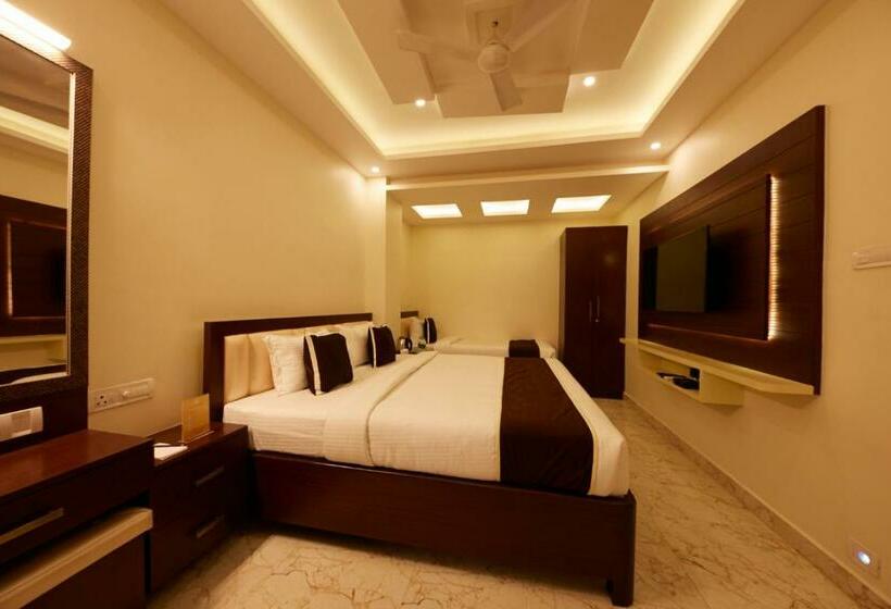 豪华三人间, Al Noor Palace Business Class