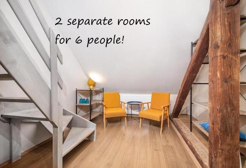 Habitación Familiar, Postel Hostel