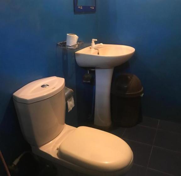 Cama em Quarto Compartilhado, Noname Hostel And Cafe