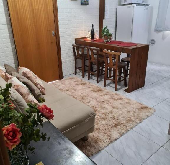 Apartamento 1 Quarto Rés-do-chão, Residencial Salmão