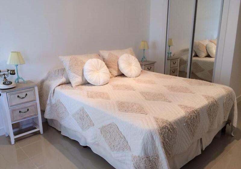 스탠다드 스튜디오, Green Park  Lloret De Mar Punta Del Este