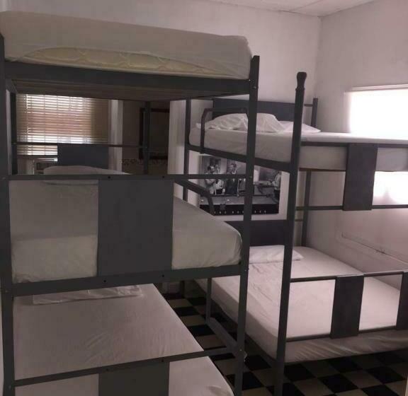 Номер Стандарт Трехместный, Hostel Mamy Dorme
