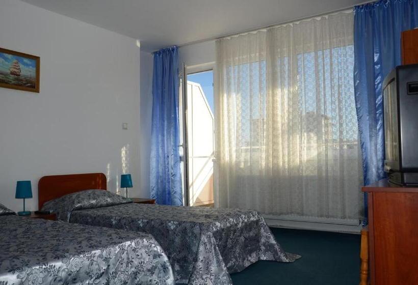 Семейный Номер Вид на Сад, Veda Guest House