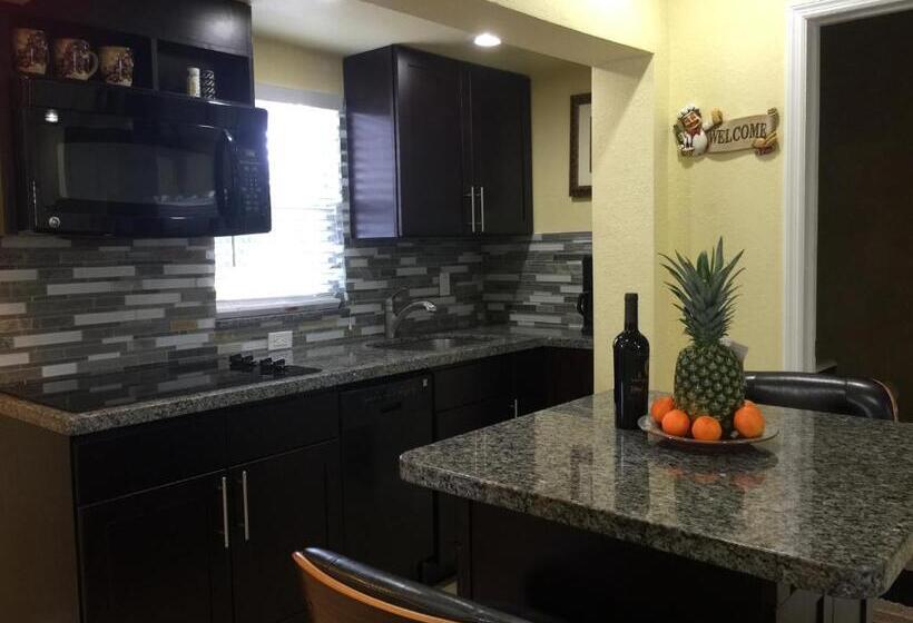 Апартаменты 1 Спальня, Atlantic Shores Vacation Villas