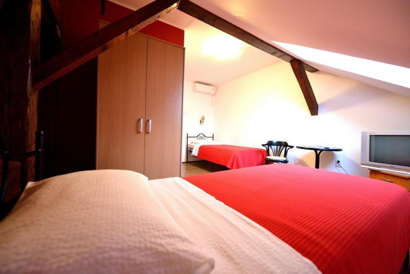اتاق استاندارد, Bed And Breakfast Caffe Caffe