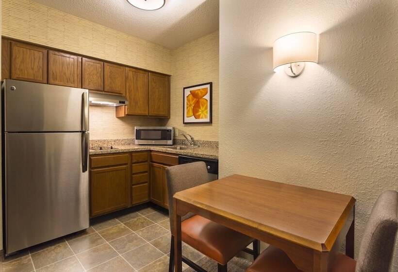 سوییت, Residence Inn Louisville Northeast
