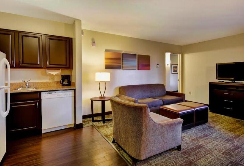 سوئیت 2 خوابه, Staybridge Suites Madison   East, An Ihg
