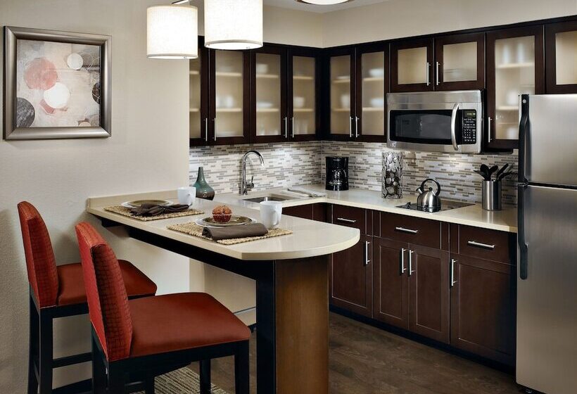 Люкс 2 Спальни, Staybridge Suites Tysons   Mclean, An Ihg