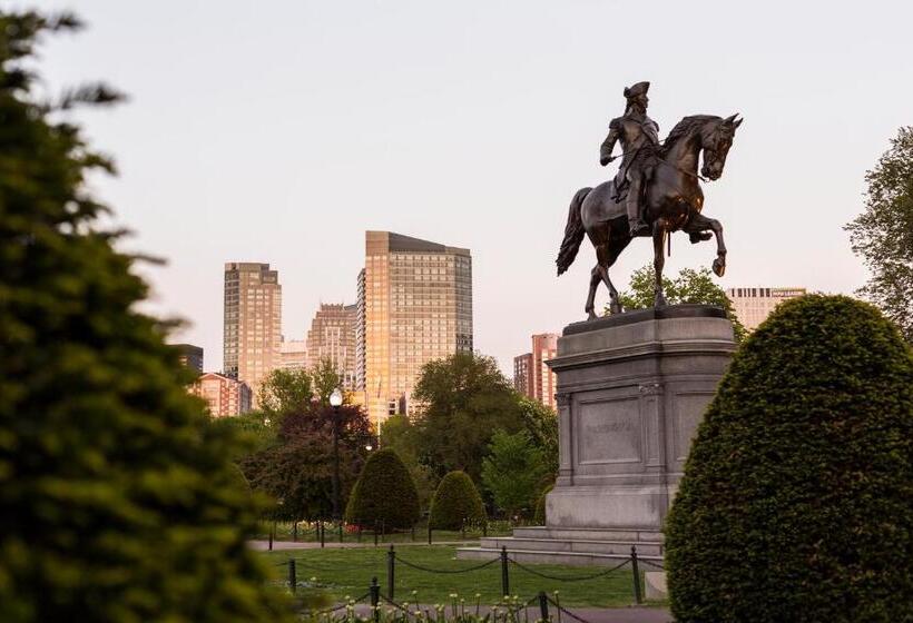 Люкс Executive Кровать Кинг, The Ritzcarlton, Boston