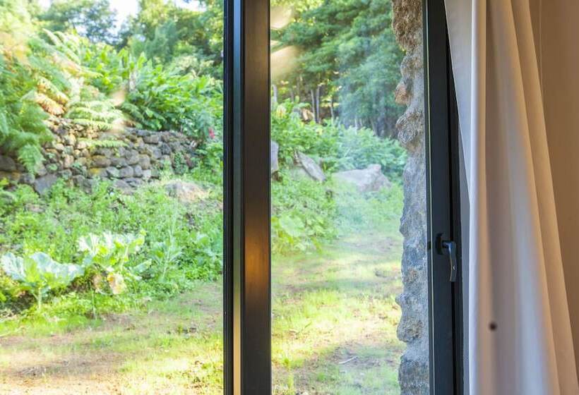 Дом 3 Спальни, Caparica Azores Ecolodge