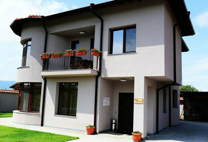 Классический Номер Вид на Сад, Katerina Guest House