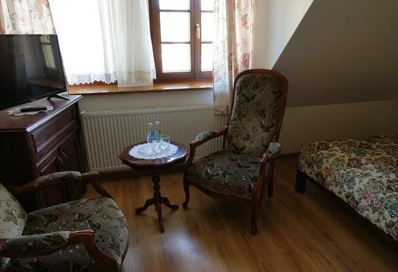 Номер Стандарт Индивидуальный, Gościniec Dworski W Ropie   Pokoje Gościnne