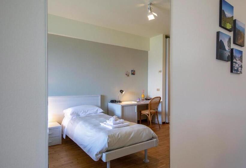 스탠다드 룸, Grem Bike Hostel