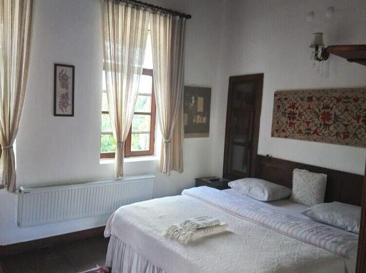 Номер Superior Вид на Город, Birgi Hotel Saliha Hanim Tas Konak