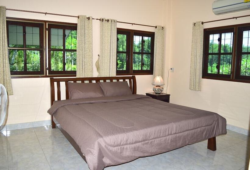 Дом 2 Спальни, Kate House Bangsaphan