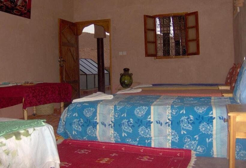 패밀리 룸, Kasbah Ounila