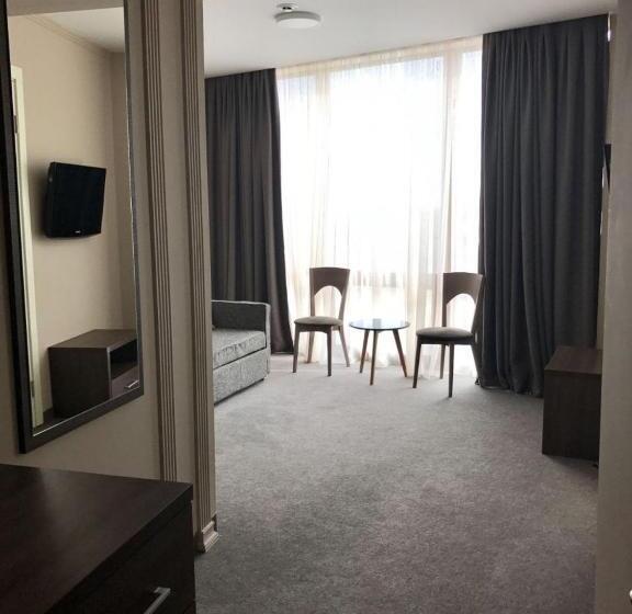 Семейный Номер, Wellotel Chornomorsk