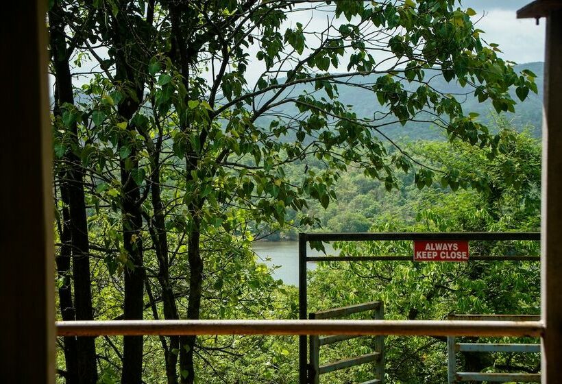 Хижина Deluxe, Nature Trails Kundalika, Kolad