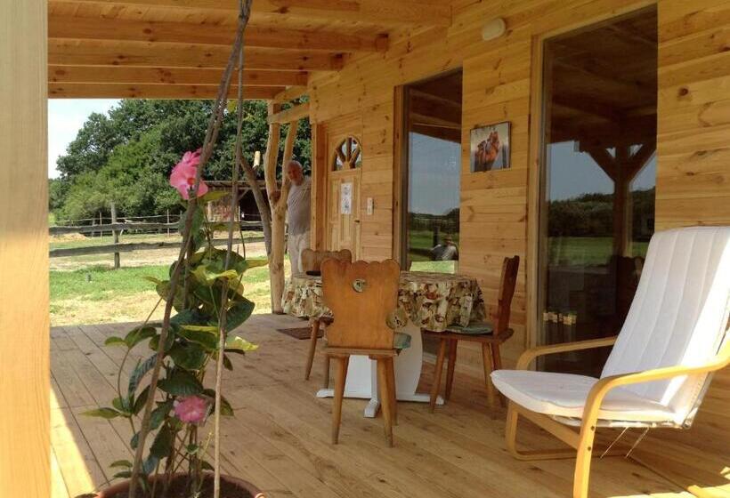 Трехместный Номер Стандарт с Балконом, Kerca Bio Farm