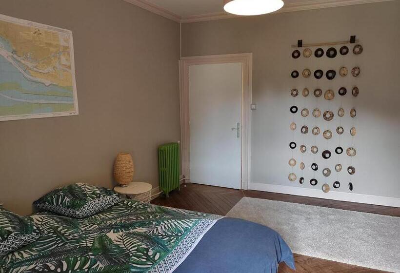 Standard room with outdoor bath, La Nouvelle Criqueboise