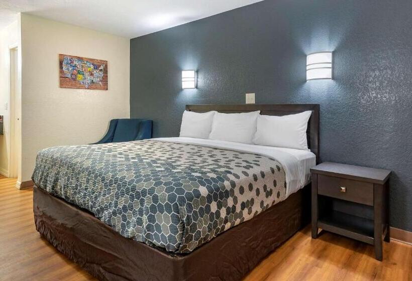 غرفة قياسية سرير كينج لذوى الإحتياجات الخاصة, Quality Inn & Suites