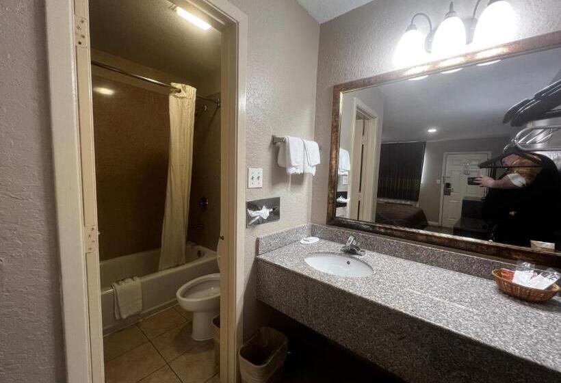 اتاق استاندارد با 2 تخت دوبل, Super 8 By Wyndham La Marque Tx/texas City Area