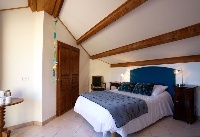 Family Suite, A Muvrella