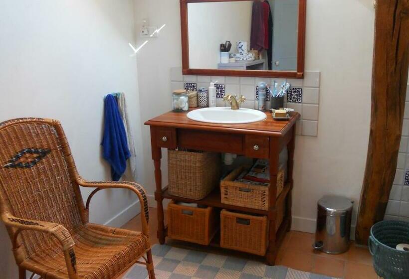 标准间, Auberge De La  Tuilerie