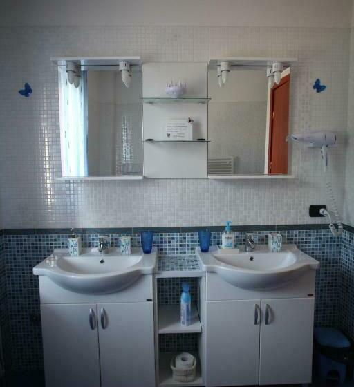 Номер Стандарт с Балконом, B&b Mariposa