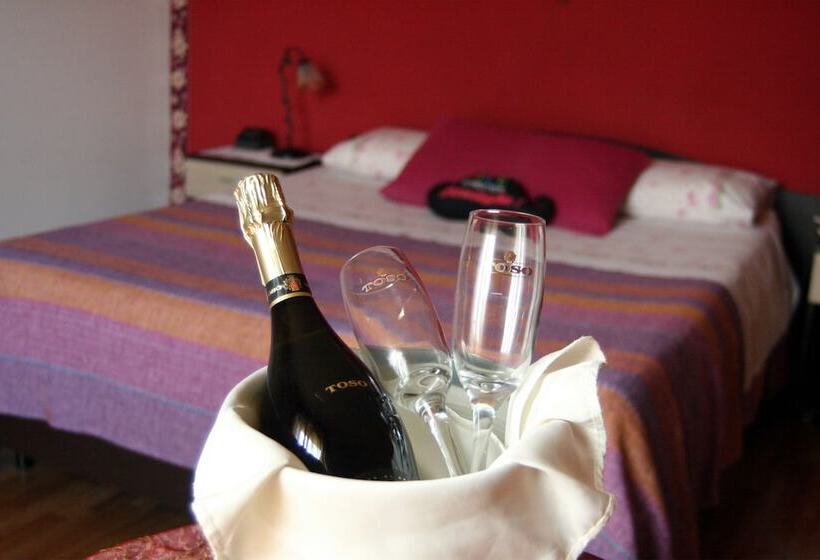 Номер Стандарт с Балконом, B&b Mariposa