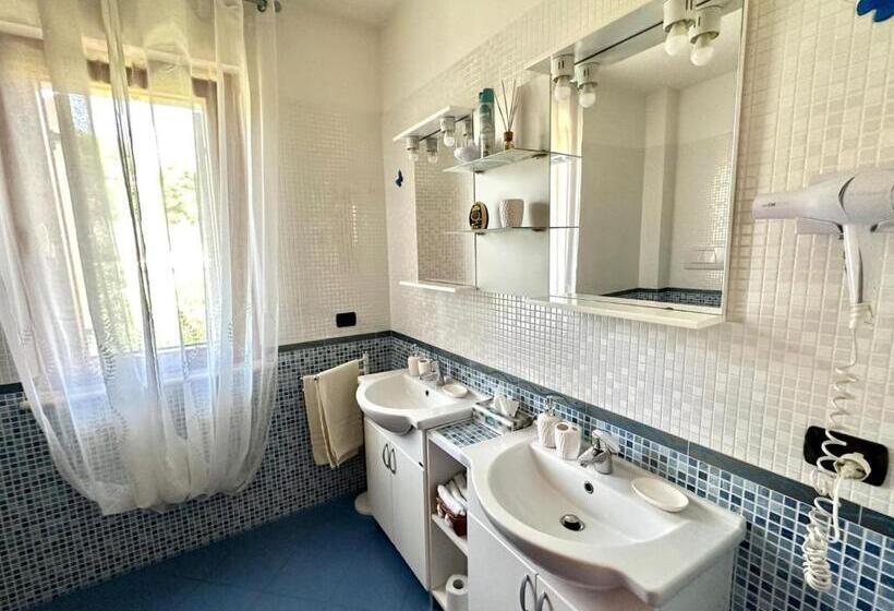 Номер Стандарт с Балконом, B&b Mariposa