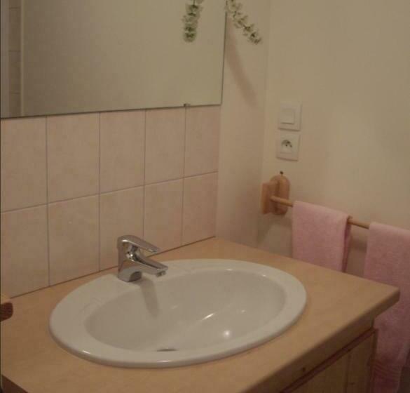 Номер Стандарт, Auberge Du Ruxelier