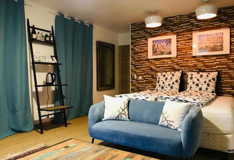 Стандартный Номер Кровать Кинг, Moulin A