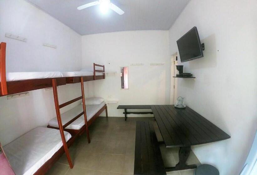 4인용 스탠다드 룸, Jataí Guest House