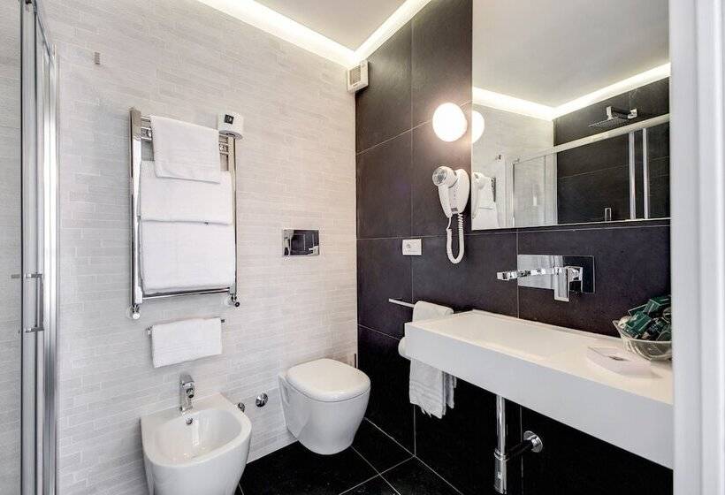 Camera Quadrupla Standard, Albergo Abruzzi