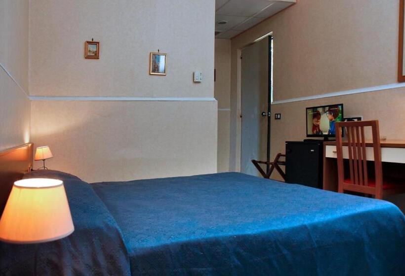 Трехместный Номер Базовый, B&b Marina