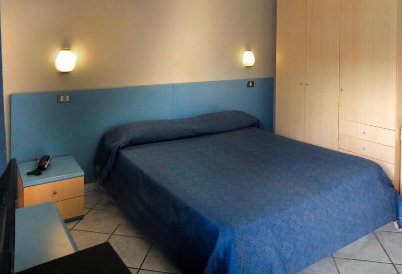 Четырехместный Номер Стандарт, B&b Marina