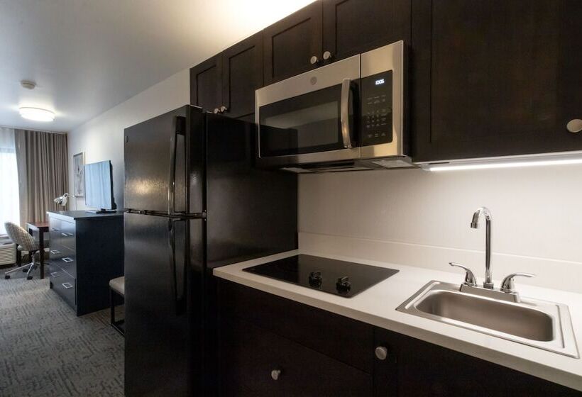 Люкс Кровать Кинг, Oxford Suites Portland  Jantzen Beach