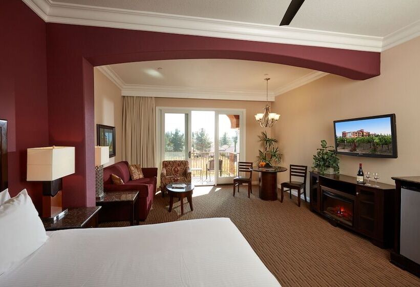 스위트, South Coast Winery Resort & Spa