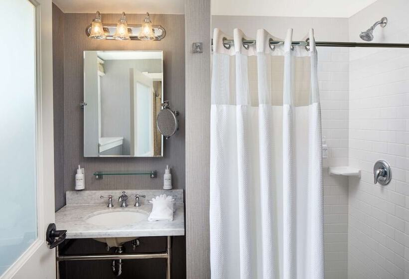 Королевский Номер, The Elms Hotel & Spa, A Destination By Hyatt