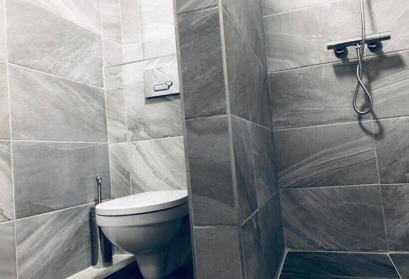 Standard room with outdoor bath, Végvári Hotel Eger
