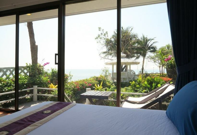 小室, Chomtalay Resort At Had Chaosamran Beach